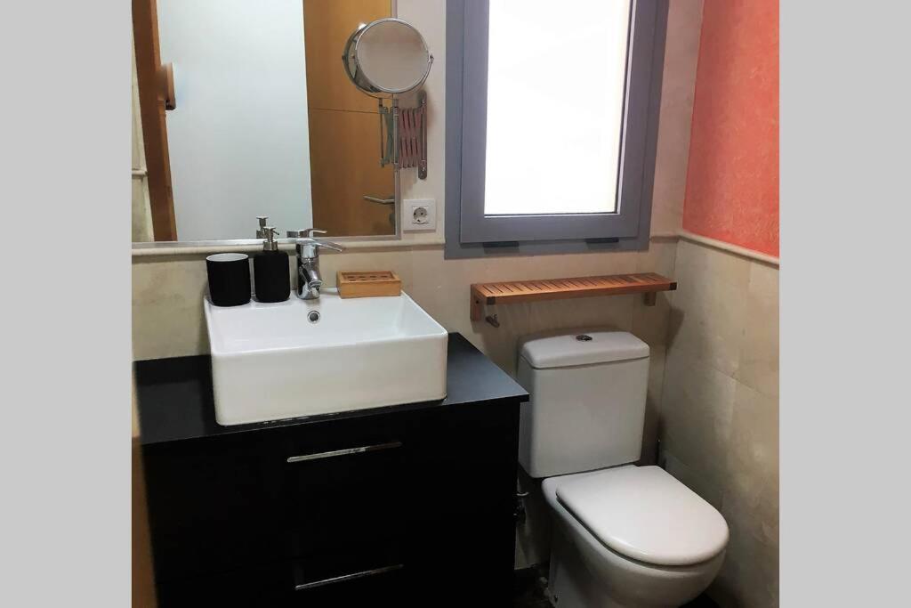 Chill Out Ground Floor Apartm +Private Garden+Wifi Retamar  Extérieur photo