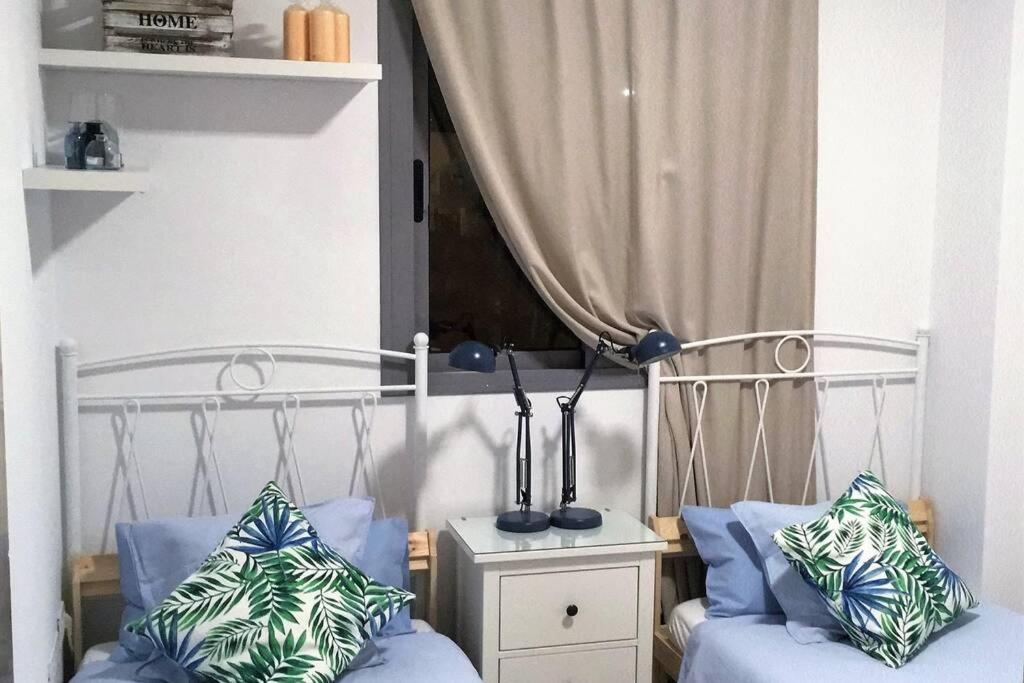 Chill Out Ground Floor Apartm +Private Garden+Wifi Retamar  Extérieur photo